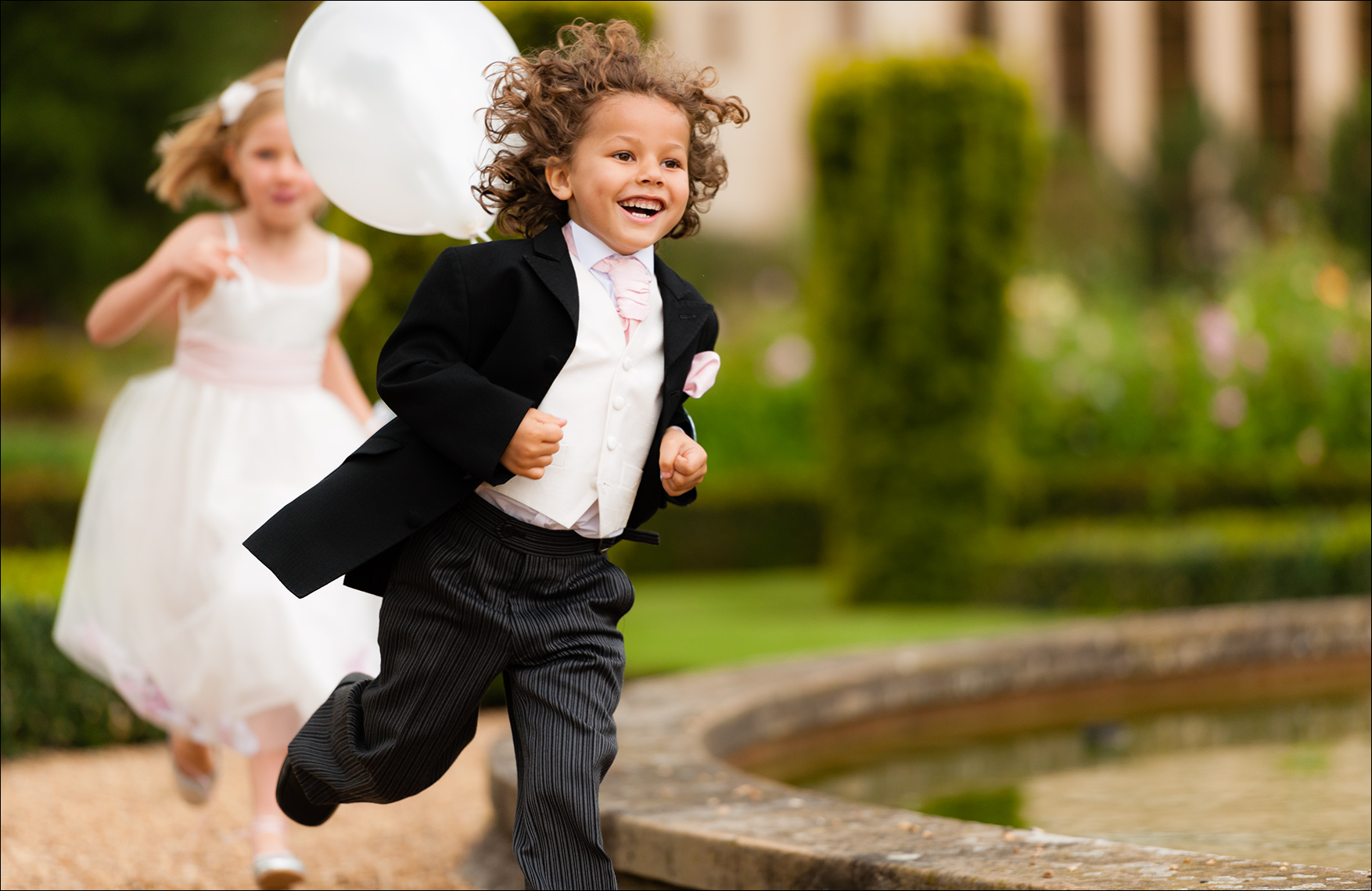 Kids with Balloon